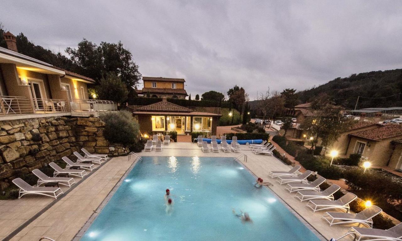 Apartments In Residence With Swimming Pool In Monteverdi Marittimo Exterior photo